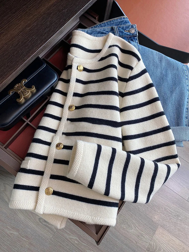 Lucy I Strickjacke mit Streifen